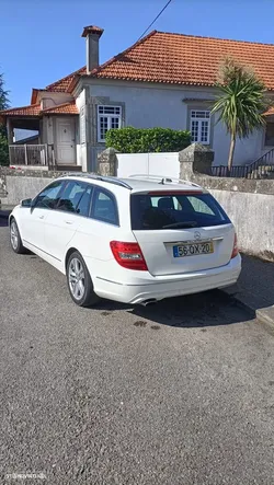 Mercedes-Benz 220