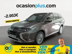 MITSUBISHI Outlander PHEV Kaiteki 4WD