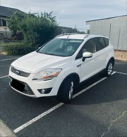 Ford Kuga 2.0 TDCI 136 Titanium (2010) – entretien complet récent (distribution, freins, pneus, vidanges) CT OK. Rien à Prévoir