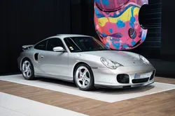 PORSCHE 911 996 Turbo 420cv | Historique d’Entretien Complet |Intérieur Tout Cuir| Toit Ouvrant | à partir de 1510/mois
