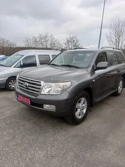 Toyota Land cruiser vdj200 4.5d V8