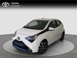 Toyota Aygo 5P x-play 70 Manual