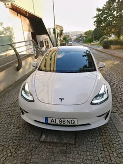 Tesla Model 3 Long Range Dual Motor