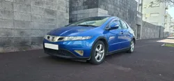Honda Civic 1.4i com 2 anos inspecção