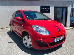 RENAULT TWINGO DCi 70CH * CLIMATISATION * DISTRIBUTION EFFECTUÉE / REGULATEUR / LIMITEUR / JANTES / CLIM / CT OK A JOUR