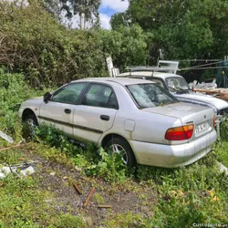 Mitsubishi Carisma Carisma