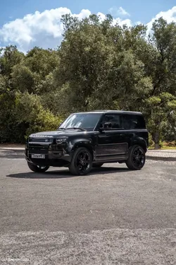 Land Rover Defender 90 P525 V8
