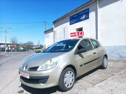 Renault Clio 3 1.5 dci Climatisé