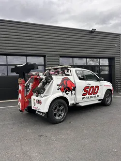 Toyota hilux 2.4 d-4d de 09/2018 - 4x4 xtra cabine – finition legend - équipement complet fiault