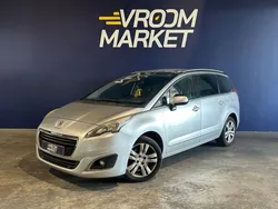 PEUGEOT 5008 1.6 D 120ch ALLURE - Toit Panoramique - Clim Auto