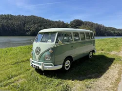 VW Transporter T1 9 Lugares
