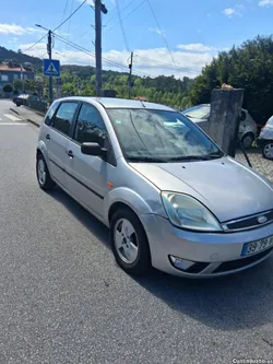 Ford Fiesta 1.4 tdci 5 lugares