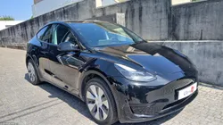 Tesla Model Y Standard Plus