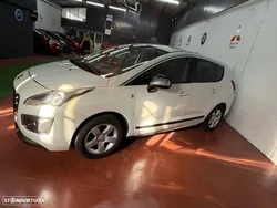 Peugeot 3008 2.0 HDi Hybrid4 85g