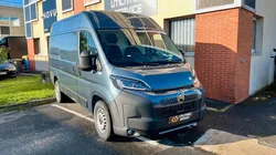 30 990 HT / NOUVEAU CITROEN JUMPER MAXI 35 L2H2 2.2 180 CV BOITE AUTOMATIQUE GRIS FER neuf / tva recuperable