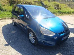 Ford S-Max TITANIUM