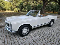Mercedes-Benz 230 SL