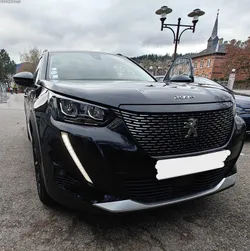 Peugeot 2008 1.2 PureTech 130CV Pack Allure