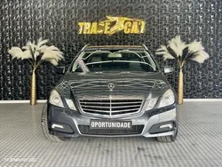 Mercedes-Benz E 220 CDi Avantgarde BlueEfficiency Auto