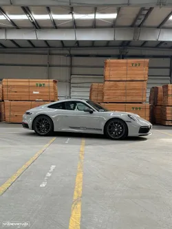 Porsche 911 (992) Carrera T