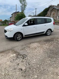 Dacia lodgy 7 places 2012