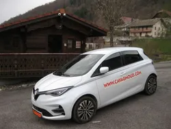 Renault zoe 109 ch 52kwh equilibre blanc glacier