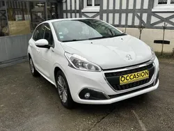 Peugeot 208 SIGNATURE