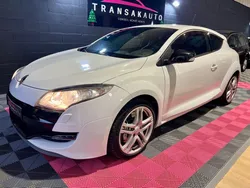 RENAULT MEGANE III COUPE 2.0 250 CH RS / Entretien complet RENAULT / 4 pneus neufs / sièges RECARO