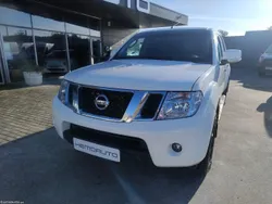 Nissan Navara 2.5 dCi CD XE 4WD