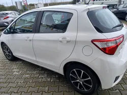 Toyota Yaris Comfort - Plus Nacional