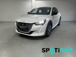 Peugeot 208 e-208 136ch Like