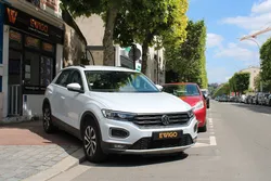 Volkswagen t-roc 1.0 tsi 110 lounge