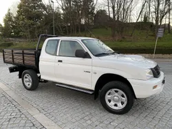 Mitsubishi L200 Caixa Madeira