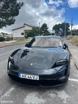 Porsche Taycan 4S
