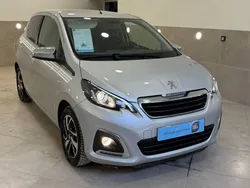 Peugeot 108 1.0 vti 72cv top collection 5 portes moteur toyota
