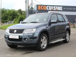 Suzuki grand vitara suzuki grand vitara luxe 1.9 ddis 129 cv 4x4 / toit ouvrant / origine france