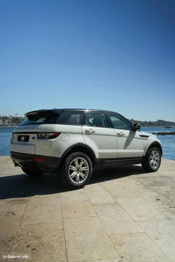 Land Rover Range Rover Evoque 2.2 TD4 Dynamic Auto