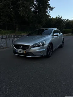 Volvo V40 R-Design