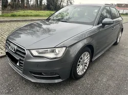 Audi A3 1.6 TDI  ULTRA ATRACION 110cv