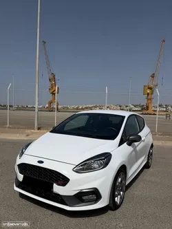 Ford Fiesta 1.5 EcoBoost S&S ST X