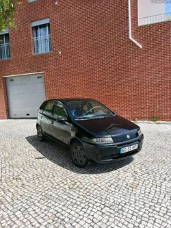Fiat Punto 1.2 gasolina em bom estado!!! Negociável