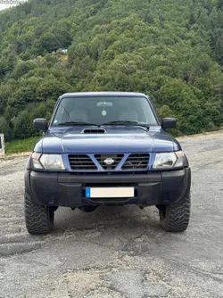 Nissan Patrol Y61  2.8