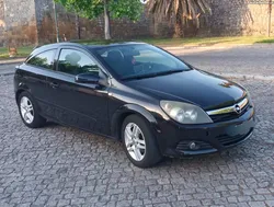 Opel Astra GTC 5 lugares 2007