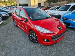 Peugeot 207 sw 1.4 vti 95cv *finition serie 64* *177.500km* *allumage auto* *regulateur/ limiteur vitesse