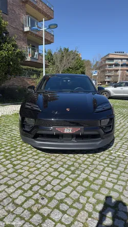 Porsche Macan Electric 4