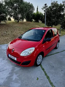 Renault Twingo 12 gasolina 30.000 km reias