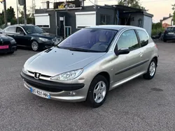 Peugeot 206 1.6i 110ch