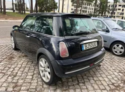 MINI Cooper 1.6 versão r50 ano 2005 bom estado