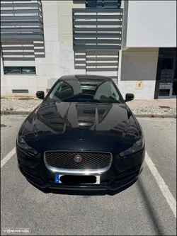 Jaguar XE 2.0 D Prestige Aut.