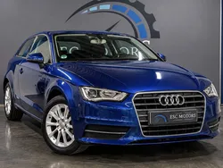 Audi A3 Berline ultra attraction 1.4 150ch TFSI ACT 3P BLEUTOOHT - RADARS DE RECUL - CLIM